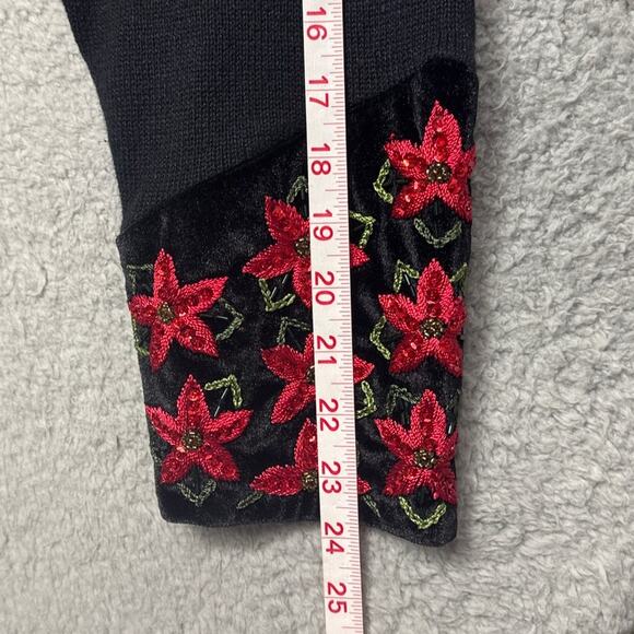 Y2K Tiara Collection Christmas Cardigan Black Red Poinsettias Eclectic Grandma - Picture 6 of 8